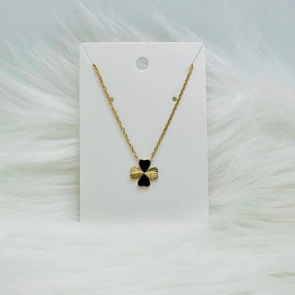 Darla Clover Necklace Pendant Bundle - Picture 8 of 8